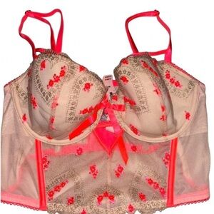 Victoria's Secret Lace Bustier in Cream and Pink